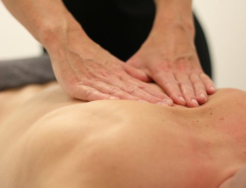 HIPERLORDOSIS LUMBAR: QUÉ ES, SÍNTOMAS, CAUSAS Y TRATAMIENTO EN FISIOTERAPIA