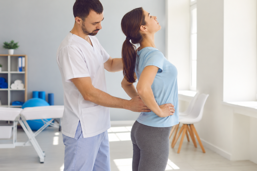 exercicis-desquena-en-fisioteraipia-per-hernia-discal-a-barcelona